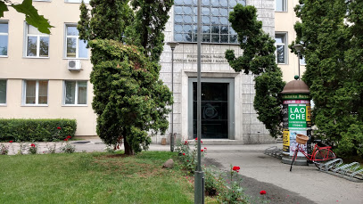 Wydział Samochodów i Maszyn Roboczych PW