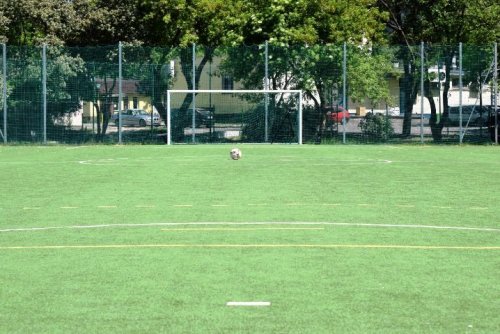 Nieodpłatne korzystanie z boisk 