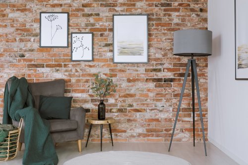 Stara cegła we wnętrzu – mały detal, wielki efekt