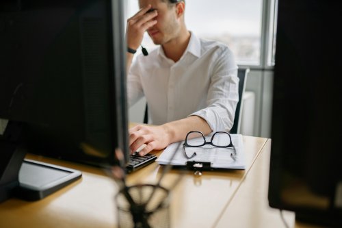 Mózg z ADHD w open space – dlaczego Warszawa jest jednym z najtrudniejszych miejsc dla neuroróżnorodnych