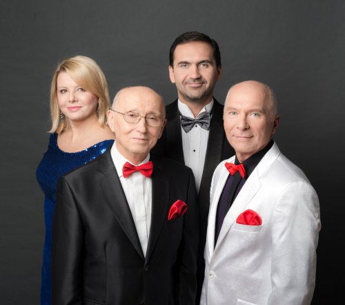  Śpiewające fortepiany - koncertowo i z humorem 